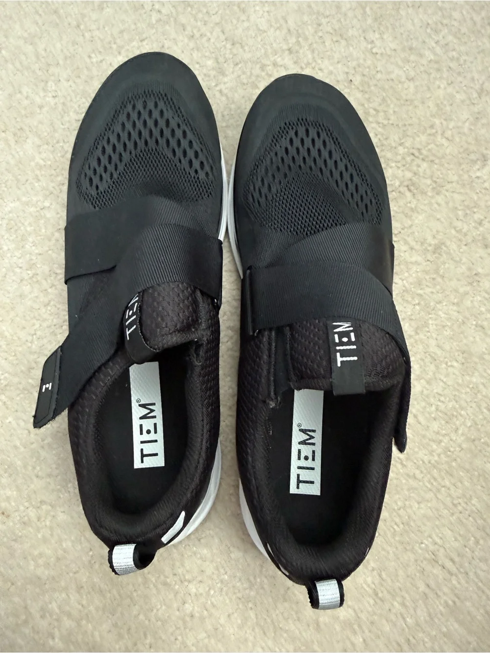 Womens’ TIEM Slipstream - Indoor Cycling Shoe, black size 9 EUC